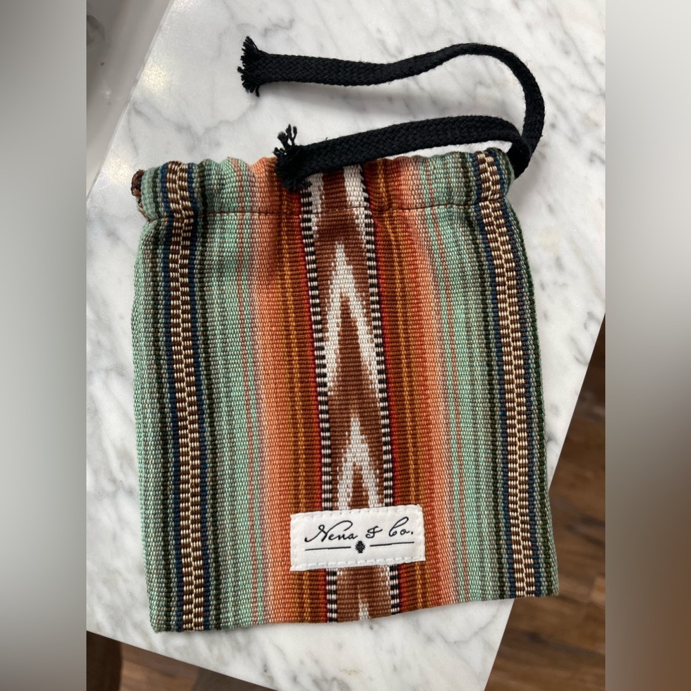 Nena and Co pouch EUC